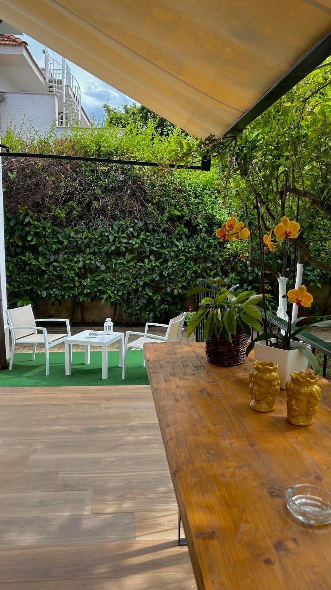 Alemar Bed & Breakfast Mondello Bagian luar foto