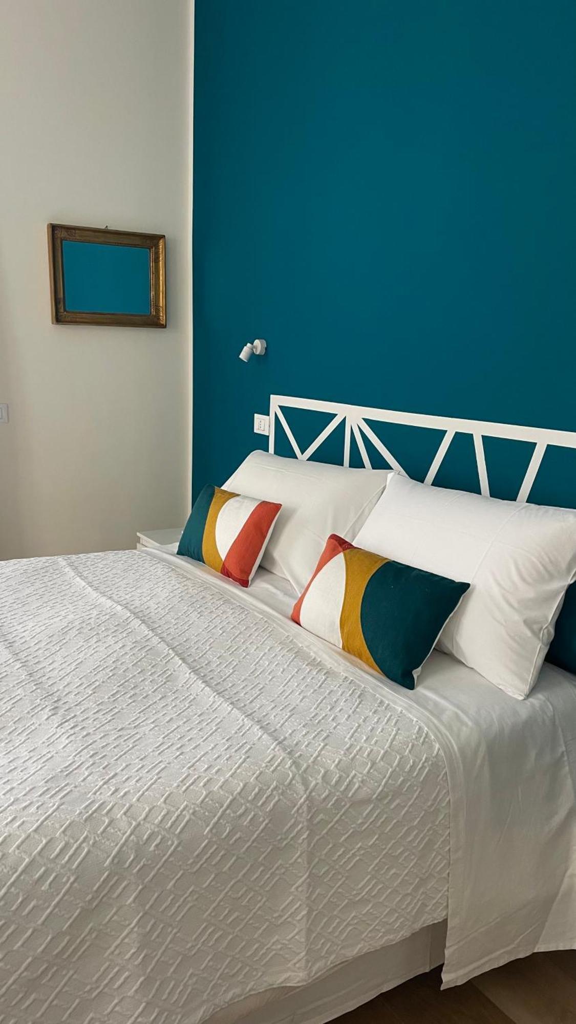Alemar Bed & Breakfast Mondello Bagian luar foto